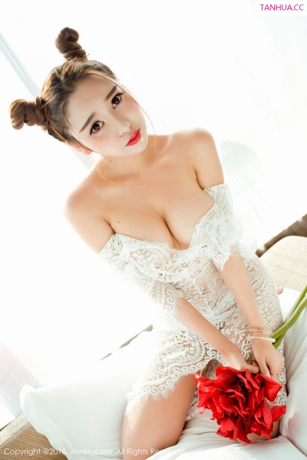 李梓熙  E杯欧派美女李梓熙 白色蕾丝透明裹身裙第8张图片